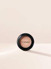 MAC Single Eyeshadow Omega 1.5 G – Eyeshadow, Matte Finish, For Makeup Enthusiasts, Matte Beige, Suitable For Daily Eye Makeup - Omega - View 1