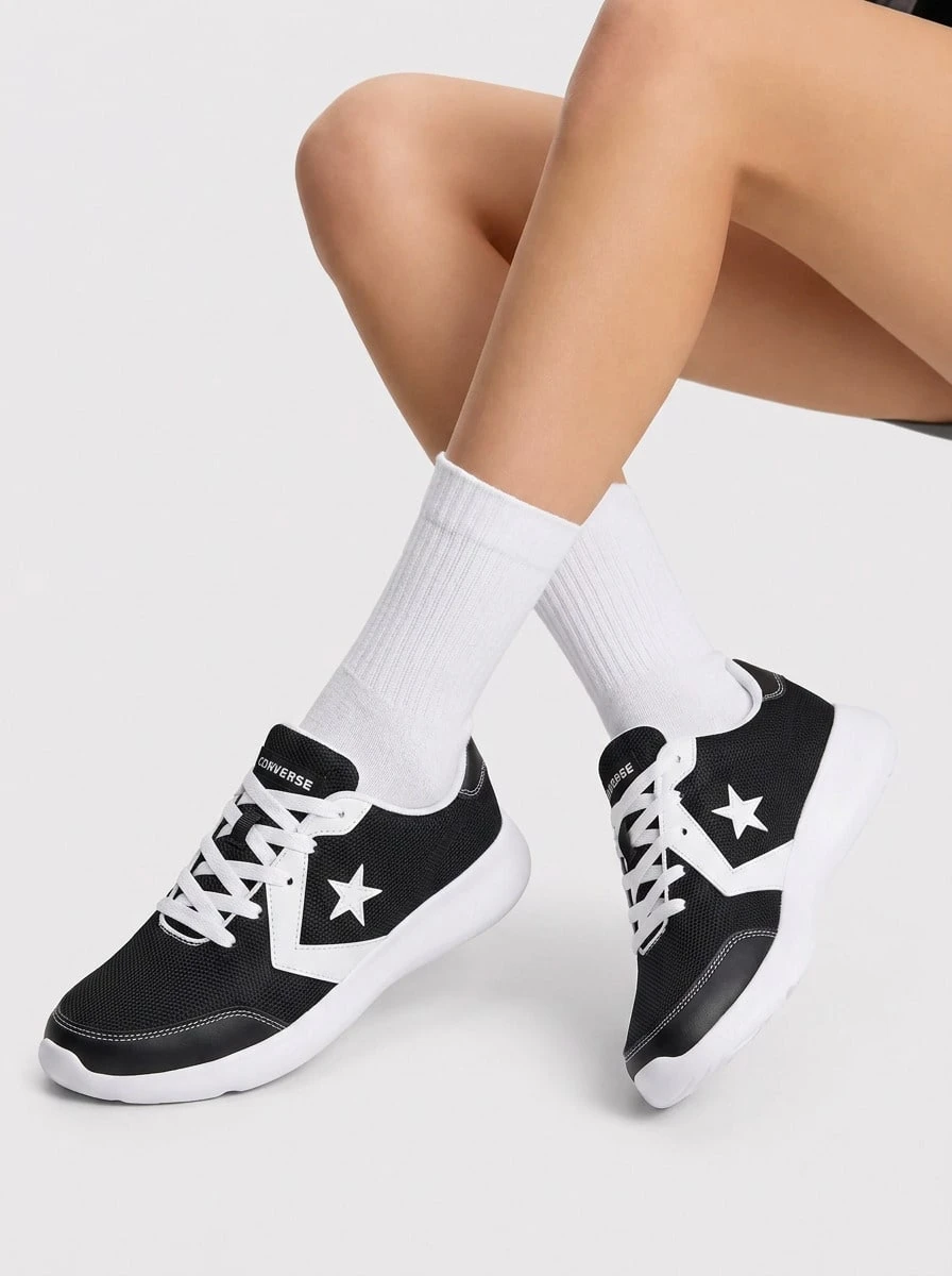 Converse Chuck Taylor All Star Ox Unisex Cushioned Premium Modern Commuting Gym Travel Black A15631C - Black - View 1