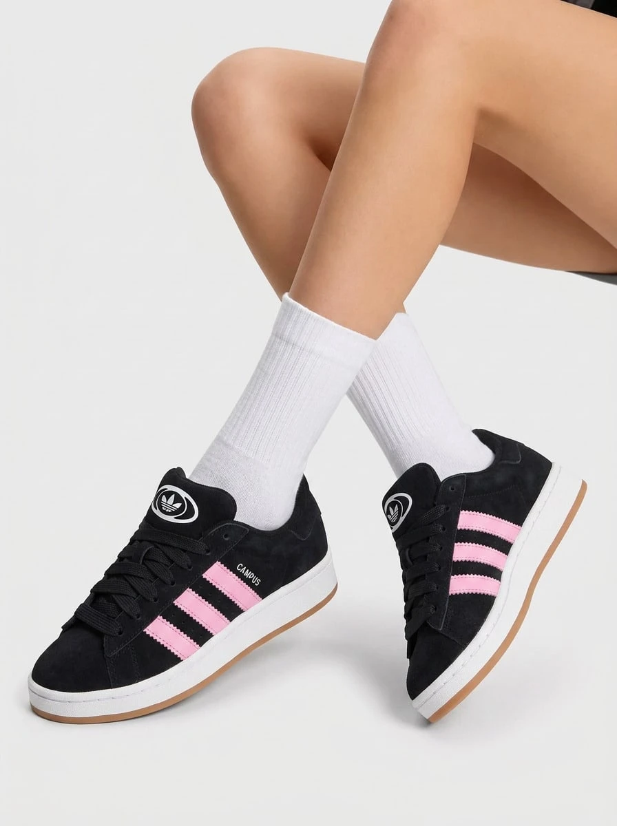 Adidas Campus Women's Casual Athletic Shoes Cushioned Premium Modern Office School Daily Black ID3171 - Nero Core / Bianco Nuvola / Rosa Vero - Visualizzare 1
