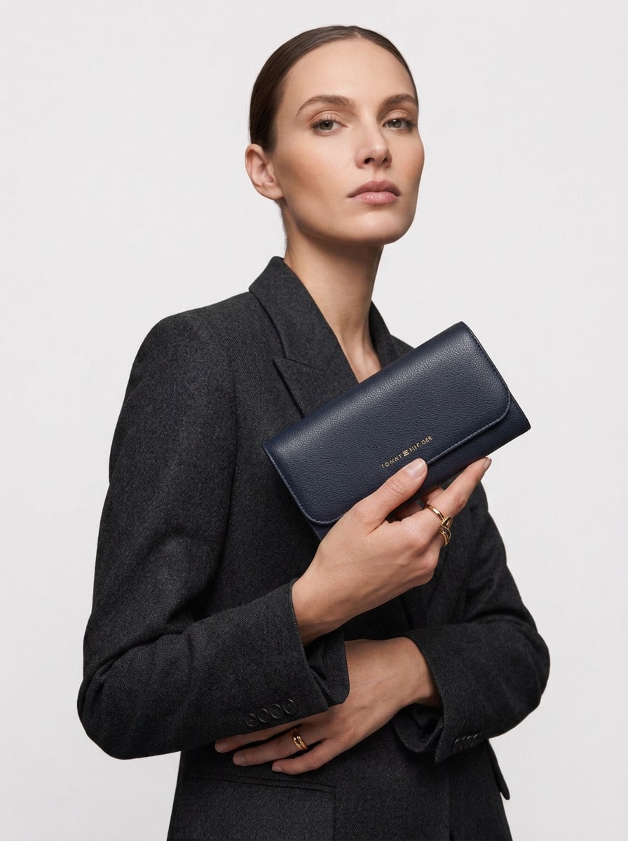 Tommy Hilfiger Large Flag Flap Over Women's Wallet Navy - 黑色 - 查看 1