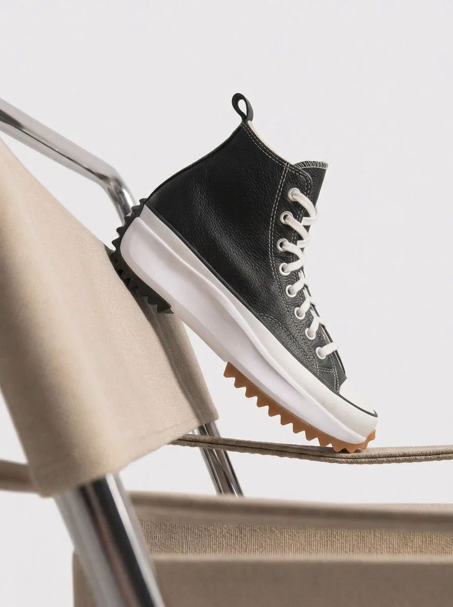 Converse Run Star Motion Hi Women's Comfortable Versatile Stylish Walking Outing Commuting Black A04292C - Black - View 1
