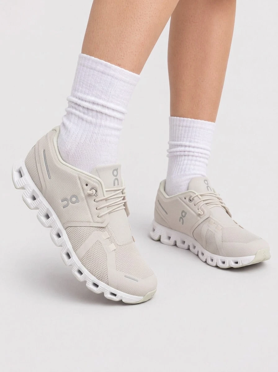 On Running Cloud 5 Women's Casual Sneakers Pearl White 5998773 - Pärlvit - Visa 1
