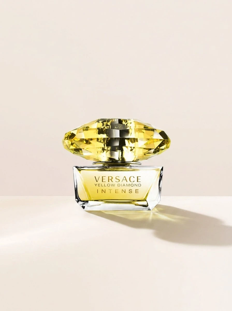 Versace Yellow Diamond Intense Eau De Parfum 50 Ml - Floral - View 1