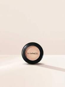 MAC Single Eyeshadow Grain 1.5 G – High Pigment Shimmer Finish, Long-Wearing Blendable Texture, Professional Grade Nude Beige Tone, Compact Travel Size For Daily Office Look And Party Glamour, Suitable For All Skin Tones - 糧食 - 查看 1