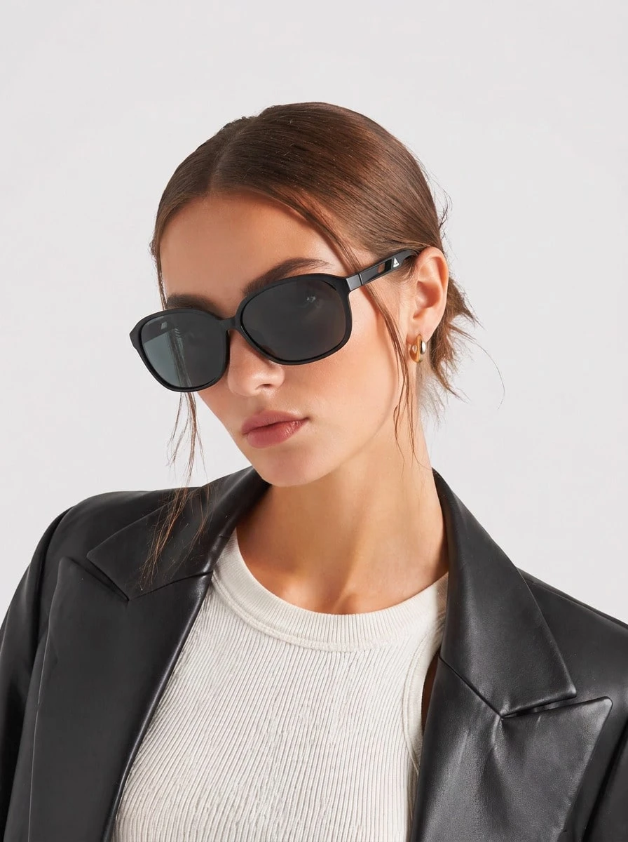 Adidas نظارات شمسية نسائية بيضاوية لامعة باللونين الأسود والذهبي - Shiny Black - مشاهدة 1