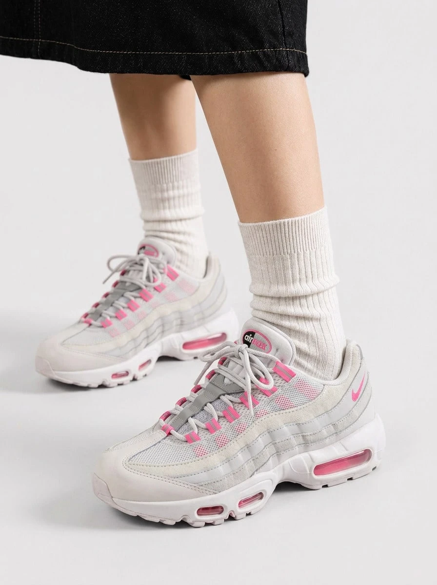 Nike Air Max 95 Women's Shoes Vast Grey / Pure Platinum / Platinum Tint / Hyper Pink IB6396 - Vast Grey/Hyper Pink - 查看 1