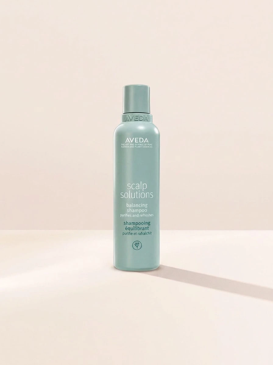 شامبو AVEDA Scalp Solutions ™ المجدد لفروة الرأس 200 مل - واضح - مشاهدة 1
