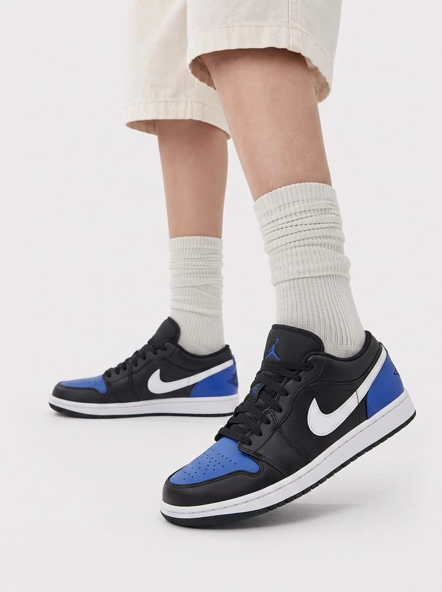 Nike Air Jordan 1 Low - 黑/白/皇家藍 - 查看 1