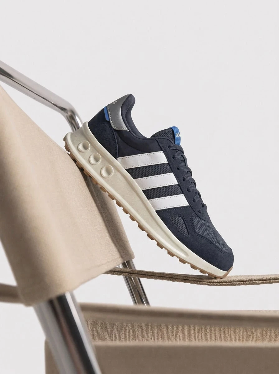 Adidas Run 84 Men's Sneakers IH8614 - Shadow Navy / Cloud White / Matte Silver - 查看 1