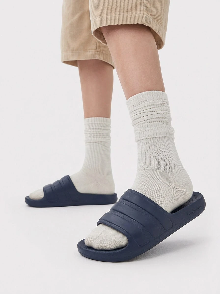 Adidas DÒNG CHẢY ADILETTE - màu đen - Xem 1