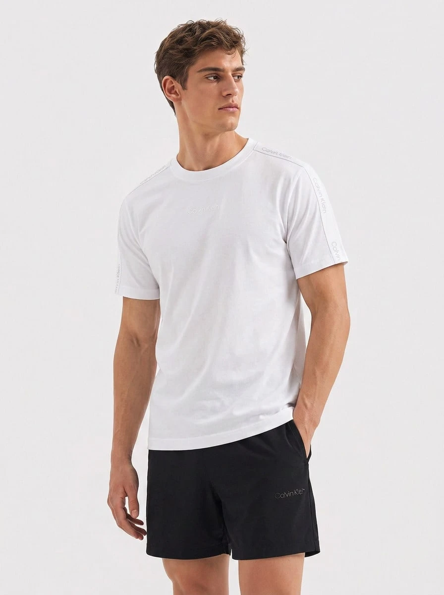 Calvin Klein Men's Stretchy Comfortable Easy To Match Daily Casual Relaxation 00GMS4K187-YAA - White - View 1