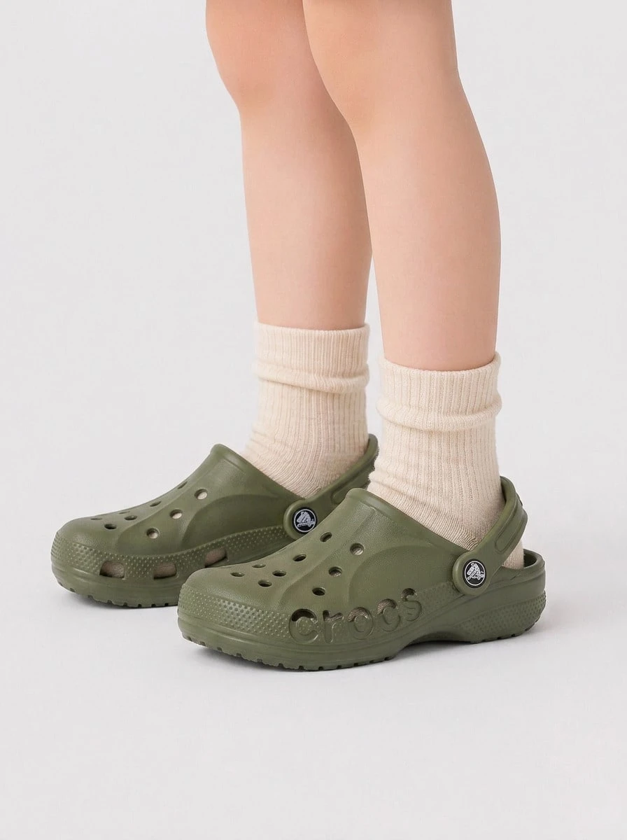 Crocs 經典兒童木製套鞋,時尚百搭,穿脫方便,適合沙灘、戶外行走,綠色 207012-309 - 綠色 - 查看 1