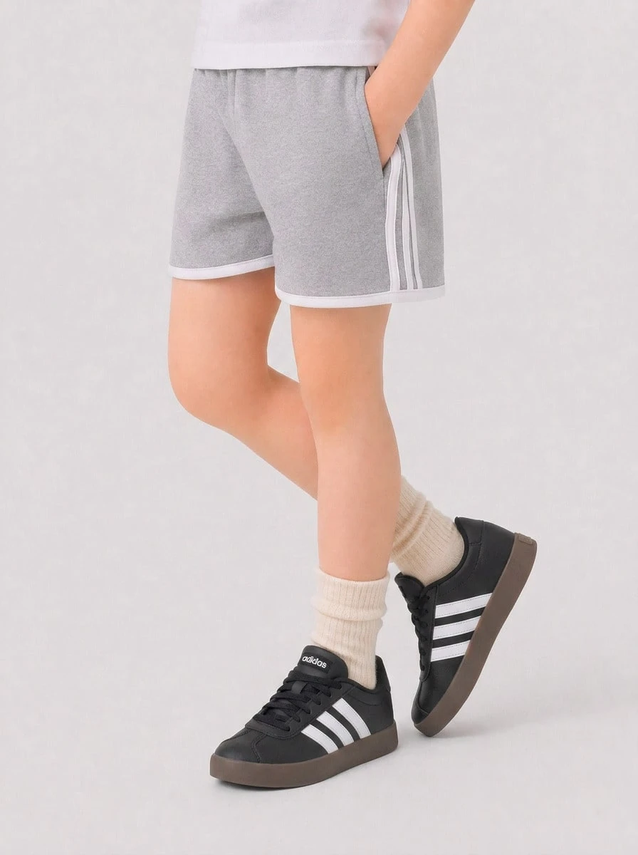 Adidas VL Court Kids' Sneakers Anti-Slip Lace-Up Heritage Running Street Style Office IE3630 - CoreBlack/CloudWhite/Gum - View 1