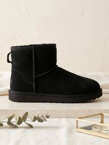 UGG 女款運動鞋 柔軟經典休閒款 黑色 1017715K-BLK - 黑色 - 查看 1