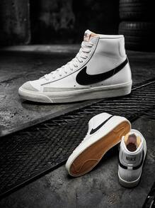 Nike Blazer Mid 77 男士运动鞋，舒适缓震，优质皮革，支撑性好，适合健身房、滑板、学校、步行等场合，白色/黑色，8码，BQ6806-100 - 黑白 - 查看 4