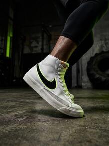 Nike Blazer Mid 77 男士运动鞋，舒适缓震，优质皮革，支撑性好，适合健身房、滑板、学校、步行等场合，白色/黑色，8码，BQ6806-100 - 黑白 - 查看 5