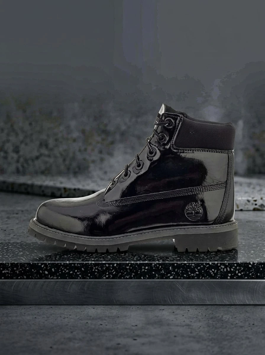 Timberland 女款靴子 柔軟輕量透氣 校園戶外穿著 黑色 3794A - 黑色 - 查看 1