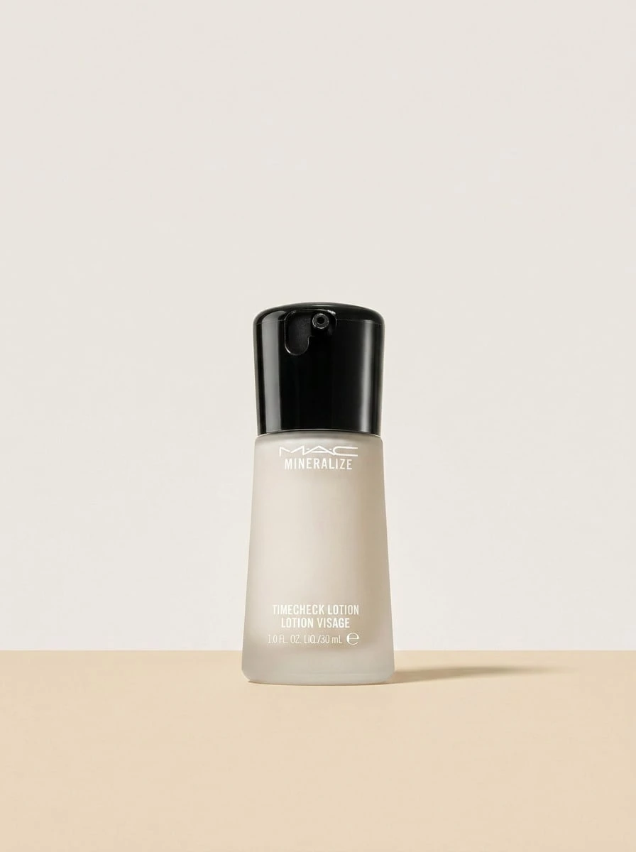 MAC Mineralize Timecheck Lotion 30 Ml – Face Moisturizer, Hydrating, For All Skin Types, Mineral-Rich, Suitable For Pre-Makeup Primer - White - View 1