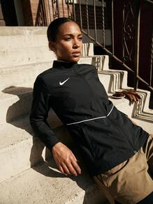 Nike جاكيت مطر نسائي بارك 26 باللون الأسود - أبيض وأسود - مشاهدة 5