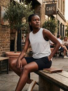 Under Armour ملابس علوية بدون أكمام - أبيض - مشاهدة 2
