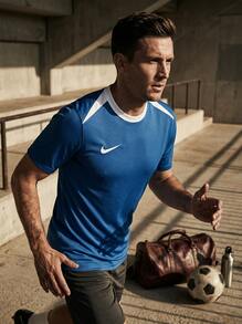 Nike تي شيرت تدريب أكاديمي برو 24 للرجال باللون الأزرق الملكي - أزرق بحري - مشاهدة 4