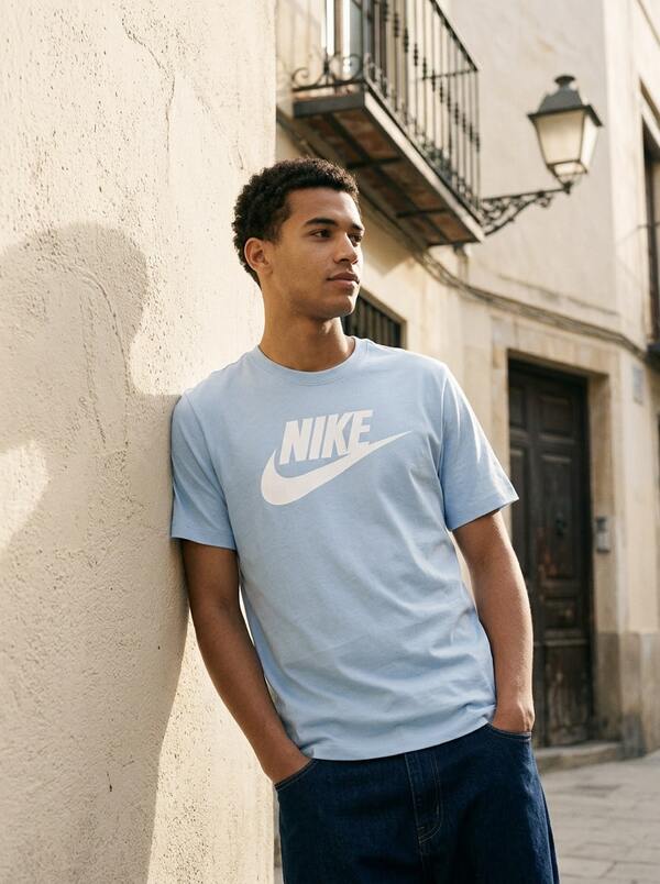 Nike تي شيرت رياضي رجالي بتصميم شبح