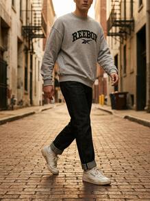 Reebok كنزة رياضية كلاسيكية للرجال رمادية - Ligt Grey - مشاهدة 4