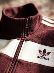 Adidas أوريجينالز جاكيت رياضي نسائي بتصميم كتل لونية باللون المارون - عنابي اللون - مشاهدة 5