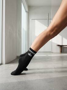 Alo Yoga 中性襪 透氣 百搭 柔軟 日常跑步用 黑色 A0480U-BLACK - 黑色 - 查看 6