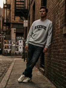 Reebok كنزة رياضية كلاسيكية للرجال رمادية - Ligt Grey - مشاهدة 8