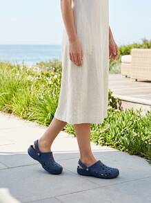 Crocs CLASSIC LINED CLOG Women's Clogs Soft Anti-Slip Flexible Beach Outdoor Walking Navy 10126-410 - Navy - View 5