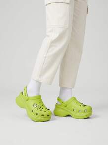 Crocs Classic  Women's Clog Kiwi 206302312 - Green - View 1