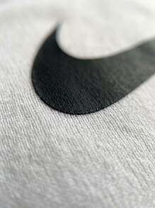 Nike قميص تي شيرت أبيض شباب بتقنية Dri-FIT 20 قطعة - أبيض - مشاهدة 6