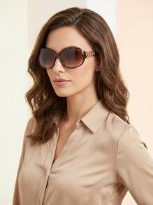 Guess Women's Sunglasses Stylish Classic Lightweight Driving Beach Daily GF0404-52F - Brown - View 4