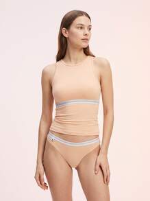 Lacoste Women's Durable Elastic Waist Classic Fit Weekend Training Daily 8F1341-00-T03 - Biscuit/Blanc-Noir - View 4