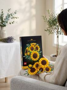 LEGO لعبة مجموعة قطع بناء منزل فيلم والت ديزني وبيكسار "أب" احتفالية ديزني ال- 100 بالطراز الكلاسيكي للأعمار 9 سنوات فأكثر من محبي أفلام ديزني وعشاق اللعب الإبداعي 43217 - متعدد الألوان - مشاهدة 2
