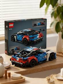 LEGO سيارة سباق BMW M4 GT3 EVO من تكنيك® للأطفال من عمر 11 سنة فما فوق 42226 - متعدد الألوان - مشاهدة 3