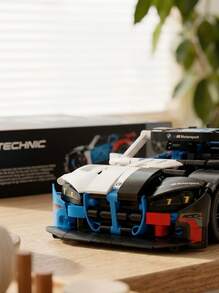 LEGO سيارة سباق BMW M4 GT3 EVO من تكنيك® للأطفال من عمر 11 سنة فما فوق 42226 - متعدد الألوان - مشاهدة 5