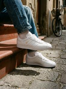 Adidas Casual Outdoor Comfortable Simple Lace-Up Men Sneakers - White - View 1