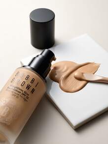 Bobbi Brown Mini Weightless Skin Foundation SPF 15 Honey 13 Ml – Foundation, Weightless, For Oily Skin, Honey, Suitable For Daily Makeup Routine - Honey - View 3