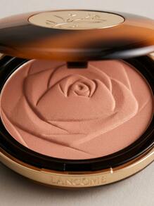 Lancôme برونزر محول البشرة تان إيدول أولترا وير سي إي 02 فاتح 10 جرام - 02 ضوء - مشاهدة 3
