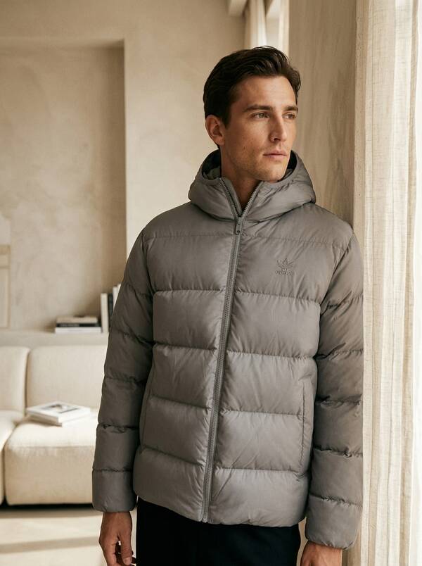 Adidas Men's Soft Insulated Versatile Travel Outdoor Weekend IY3398