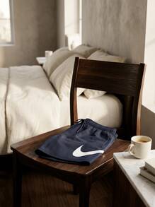 Nike شورتات رياضية للرجال متينة وخفيفة الوزن متعددة الاستخدامات للرياضة وعطلة نهاية الأسبوع والصيف FN3906-451 - أزرق بحري - مشاهدة 4