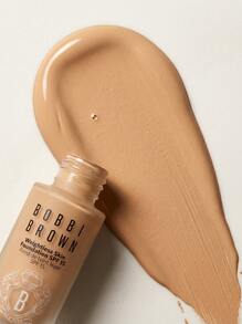 Bobbi Brown أساس بشرة خفيف الوزن SPF 15 ذهبي 30 مل - Golden - مشاهدة 3