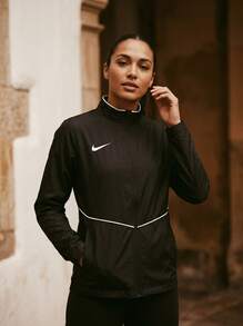 Nike جاكيتات رياضية قابلة للطي تنفسية فاخرة للتخييم والرياضة والمشي لمسافات طويلة باللون الأسود HM7267-010 - أبيض وأسود - مشاهدة 5