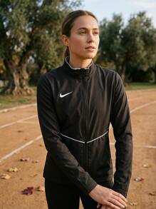 Nike جاكيتات رياضية قابلة للطي تنفسية فاخرة للتخييم والرياضة والمشي لمسافات طويلة باللون الأسود HM7267-010 - أبيض وأسود - مشاهدة 3