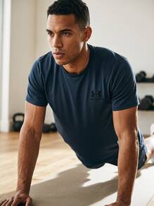 Under Armour SPORTSTYLE Men Sports Tees & Tanks Comfortable Versatile Lightweight Daily Weekend Training 1326799-408 - Navy - View 7
