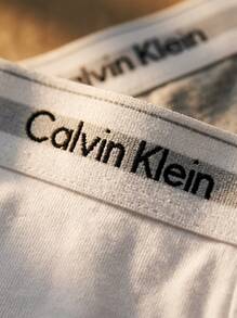 Calvin Klein 3 طقم سراويل داخلية رجالية - رمادي، أبيض، أسود - مشاهدة 4