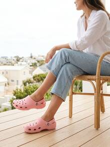 Crocs سابوت كلاسيكي U - Powder Pink - مشاهدة 6