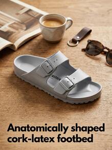 Birkenstock أريزونا إسنشلز صنادل مسطحة للنساء من مادة EVA باللون الرمادي 1027592 - Stone Coin - مشاهدة 2